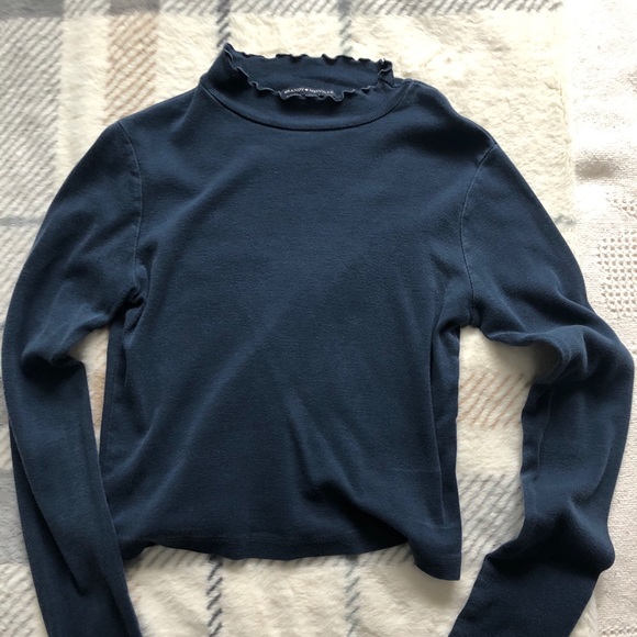 Navy brandy melville mock neck - Picture 2 of 4
